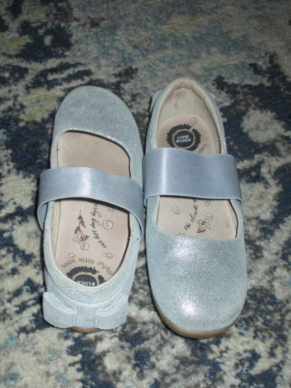Live and Luca Silver Glitter  Ballet Flats Size 3Y